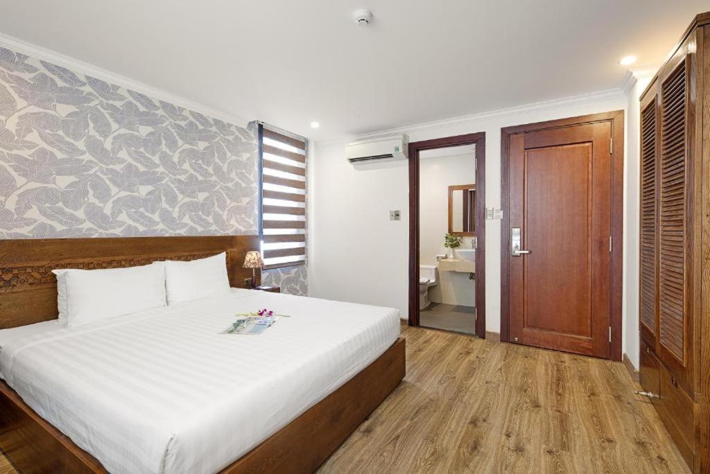 Grand Sea View Hotel & Spa Дананг Екстериор снимка