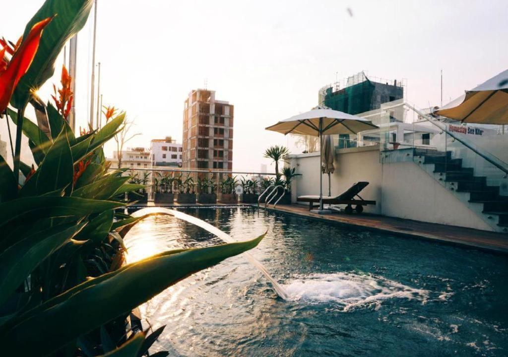 Grand Sea View Hotel & Spa Дананг Екстериор снимка