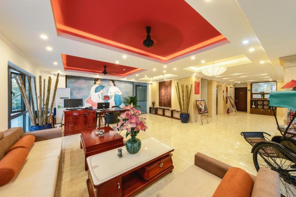 Grand Sea View Hotel & Spa Дананг Екстериор снимка