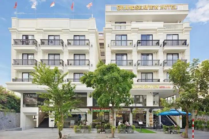 Grand Sea View Hotel & Spa Дананг Екстериор снимка